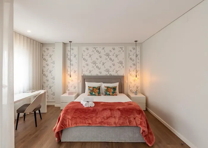 Flamingo In Center - Minho's Guest Apartment *