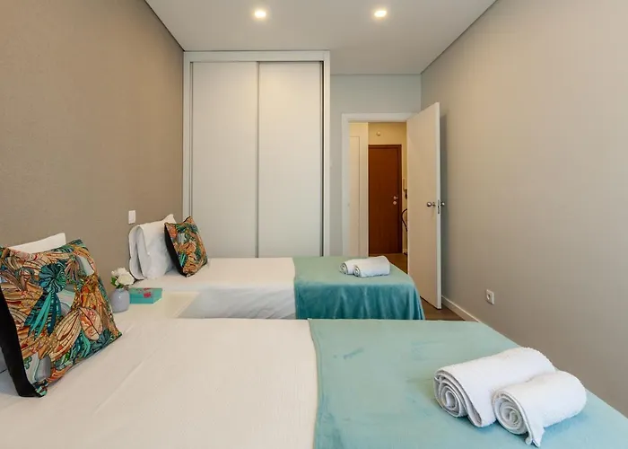 Flamingo In Center - Minho's Guest Apartmán